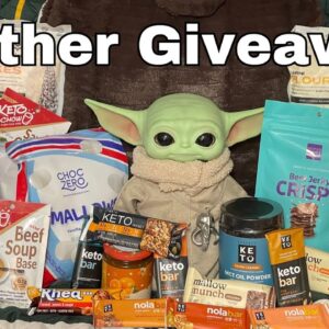 It's a Pre-Thanksgiving Giveaway (because I wasn't happy with this week's cooking video)
