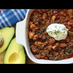 Cooking Chilli Con Carne Live - Does chilli need 🫘?